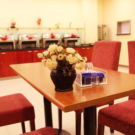 Hanting Hotel Shanghai South Railway Station Luoxiang Road Branch المظهر الخارجي الصورة