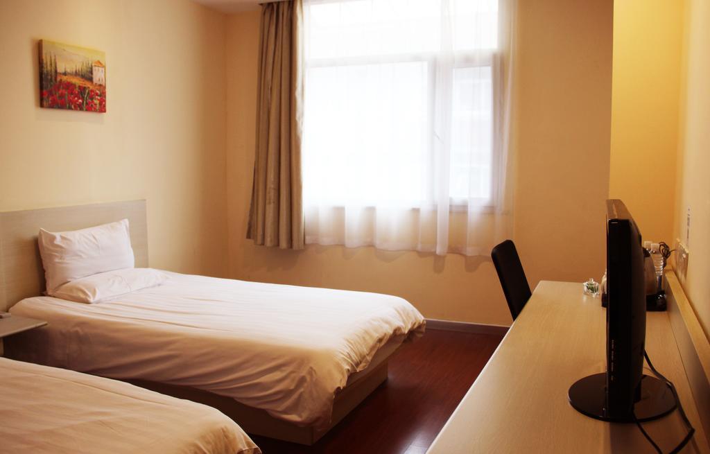 Hanting Hotel Shanghai South Railway Station Luoxiang Road Branch الغرفة الصورة