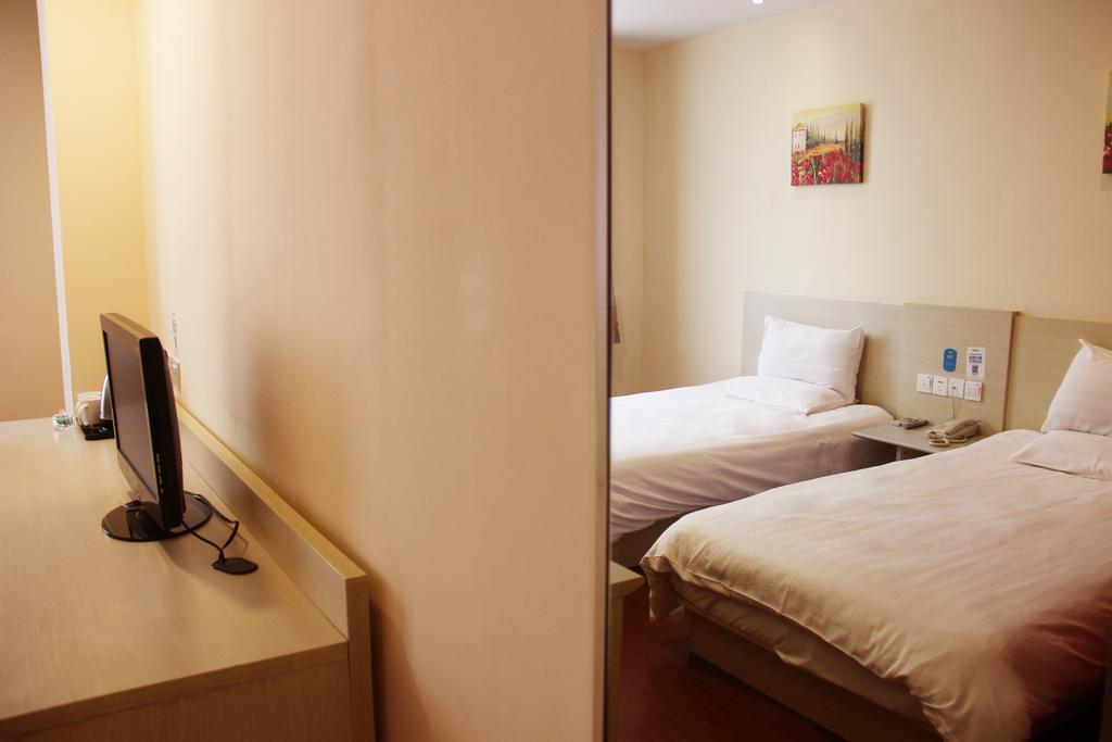 Hanting Hotel Shanghai South Railway Station Luoxiang Road Branch الغرفة الصورة